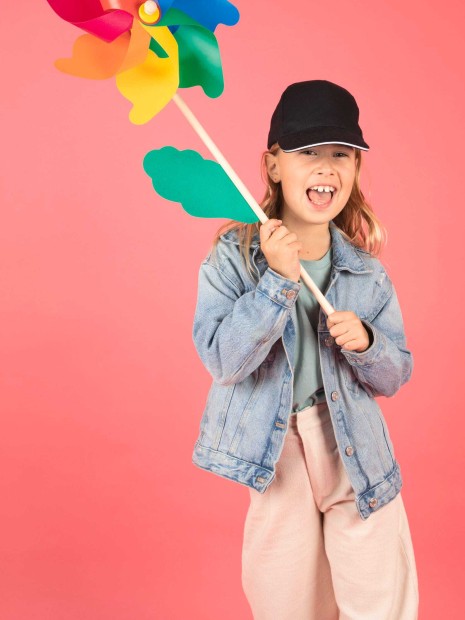 Casquettes à personnaliser K-UP Casquette enfant avec sandwich contrasté - 5 panneaux 