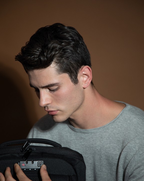 KIMOOD Diebstahlsicherer Rucksack Tasche personalisierbar