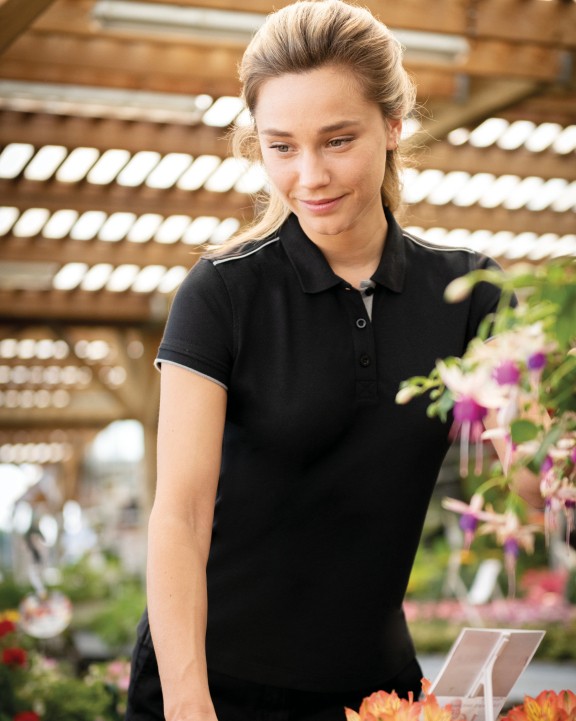 Polo personnalisable WK. DESIGNED TO WORK Polo Day To Day contrasté manches courtes femme