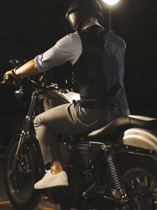 Classic 
Pantalon Hommes