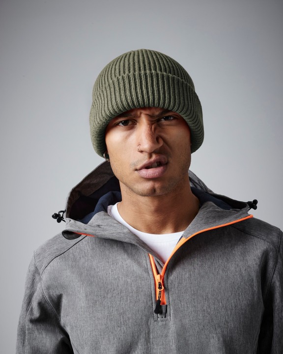 BEECHFIELD Atmungsaktive Mütze mit Windschutz. Mütze, Schal & Handschuh personalisierbar
