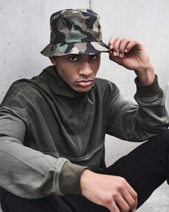 FLEXFIT Sonnenhut Camo Bob-Muetze personalisierbar