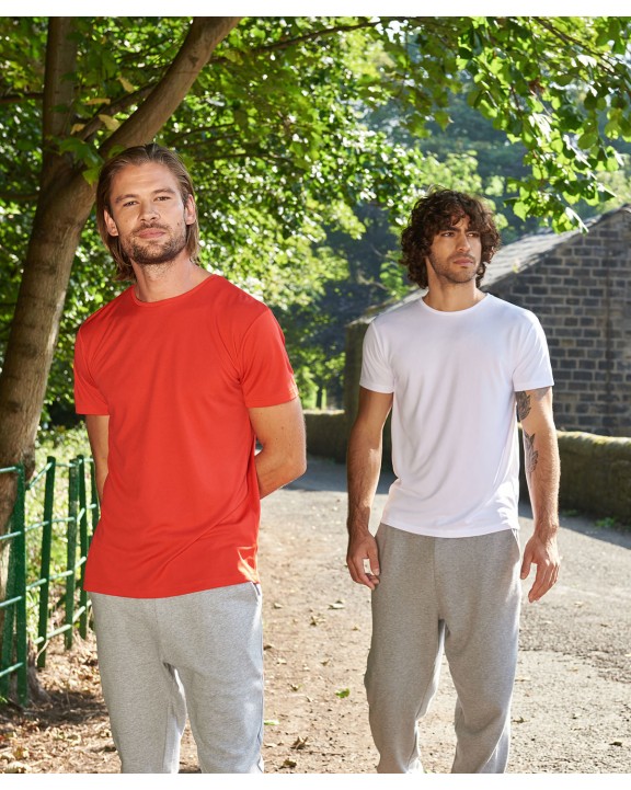 T-shirt personnalisable AWDIS T-shirt training en matière recyclée Ambaro.
