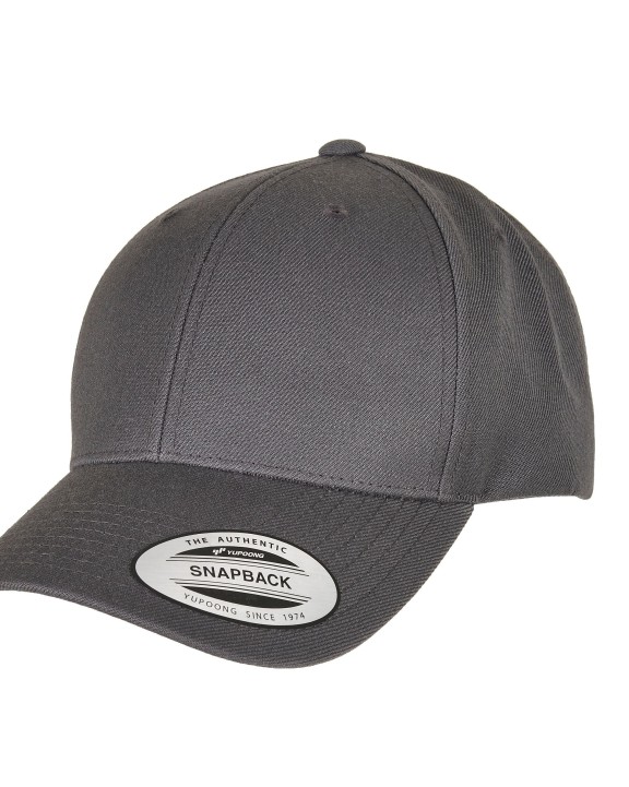 FLEXFIT PREMIUM CURVED VISOR SNAPBACK CAP Kappe personalisierbar