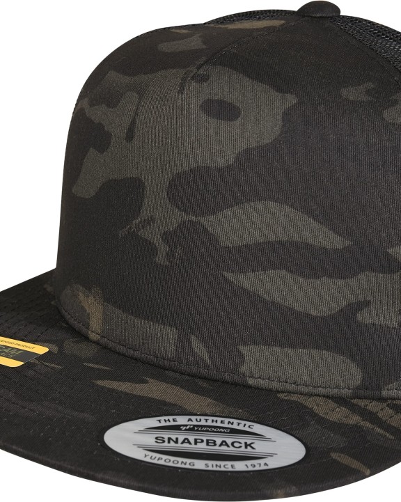 FLEXFIT Multicam-Trucker-Kappe Kappe personalisierbar
