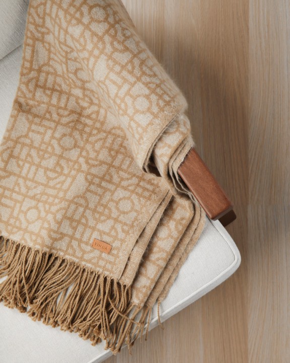 VINGA VINGA Verso Decke Plaid personalisierbar