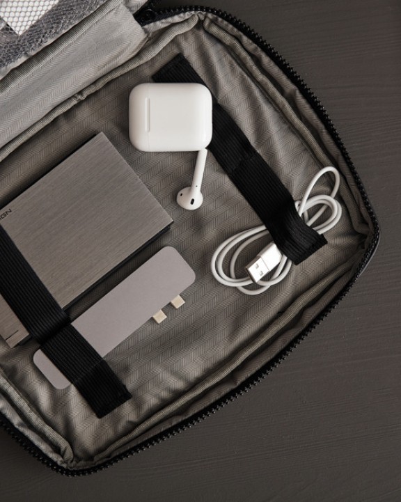 VINGA VINGA Baltimore Organizer Tasche personalisierbar