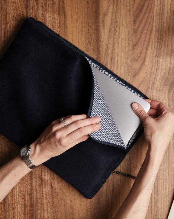 VINGA VINGA Hunton Laptophülle Tasche personalisierbar