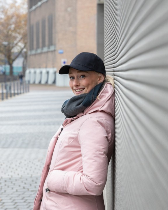 4DO Impact 6 Panel Kappe aus 190gr rCotton mit AWARE™ Tracer Kappe personalisierbar
