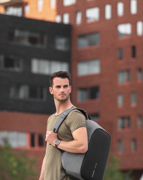 Sac & bagagerie personnalisable 4DO Sac à dos antivol Bobby Hero XL