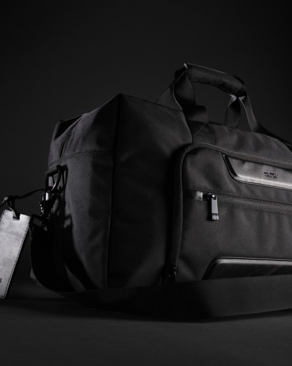 SWISS PEAK Swiss Peak AWARE™ RPET Voyager Wochenendtasche Tasche personalisierbar