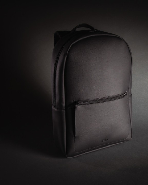 SWISS PEAK Swiss Peak Deluxe PU Laptop-Rucksack, PVC-frei Tasche personalisierbar