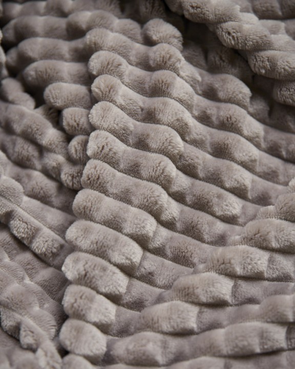 VINGA VINGA Branson Decke aus GRS recyceltem PET Plaid personalisierbar