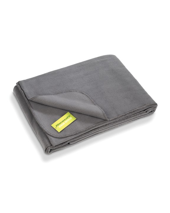 RESULT Decke aus recyceltem Fleece Accessoire personalisierbar