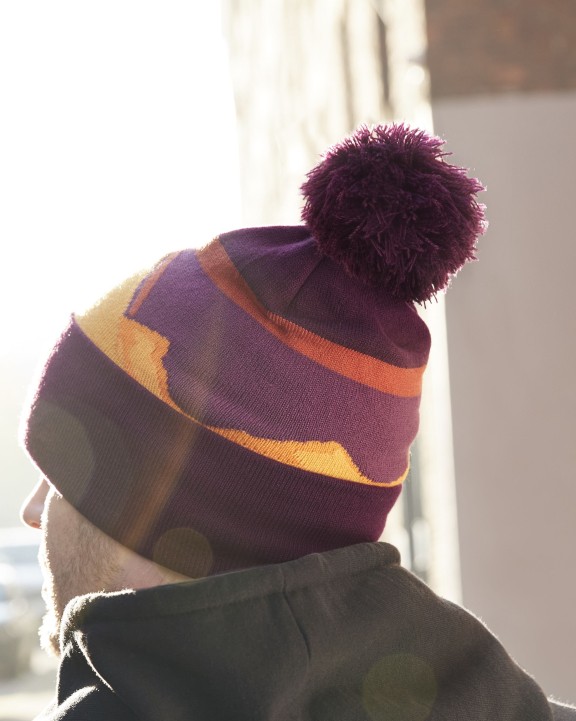 BEECHFIELD POMPOM MOUNTAIN PEAKS BEANIE Kappe personalisierbar