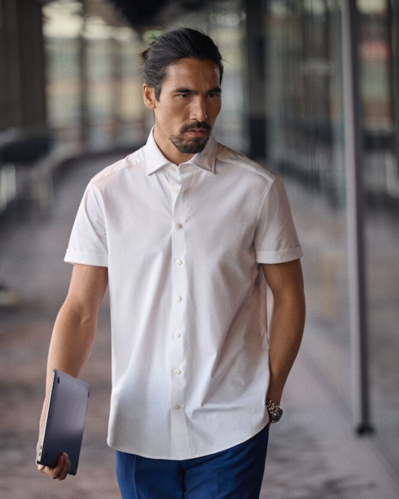 Hemd J. HARVEST & FROST Indigo Bow 132 S/S
Hemd Slim Fit Heren voor bedrukking &amp; borduring