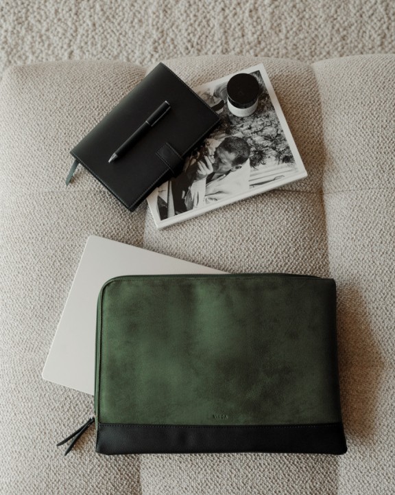 VINGA VINGA Marlow 16" Laptop Sleeve aus RCS recyceltem Polyester Tasche personalisierbar