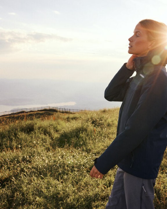 Veste personnalisable JAMES-HARVEST Pinnacles 
Veste Femmes