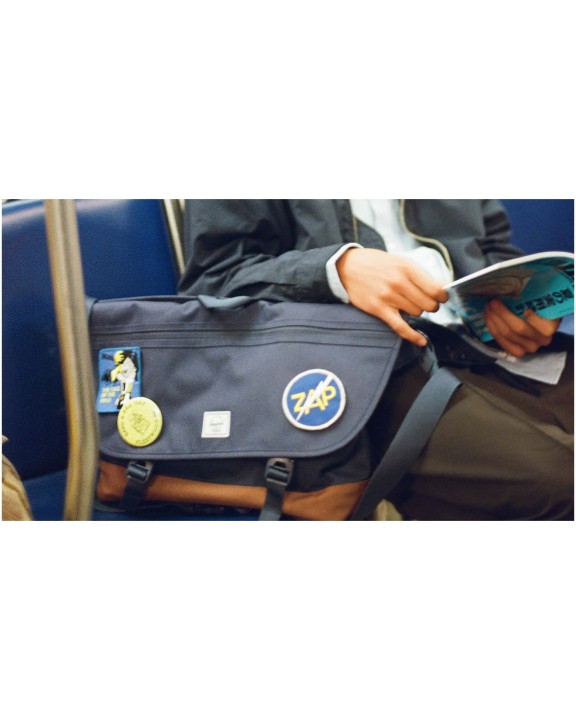 Sac & bagagerie personnalisable HERSCHEL Sacoche à bandoulière Herschel Cove recyclée de 22,5 L