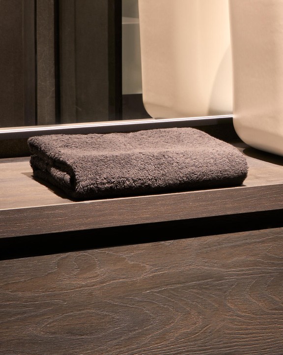 TOWELS BY JASSZ Seine Hand Towel LUXE Bad Artikel personalisierbar