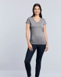 T-shirt personnalisable GILDAN T-shirt femme col v Softstyle