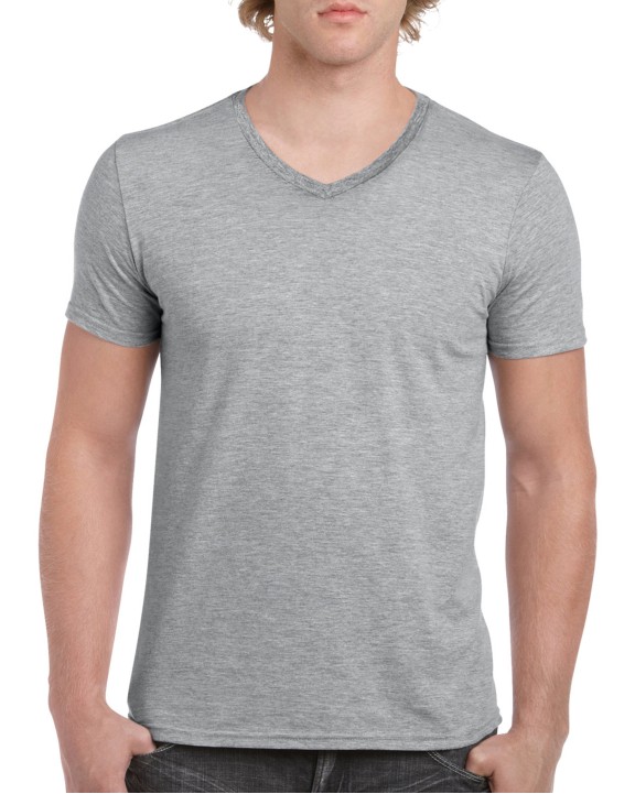 T-shirt GILDAN Softstyle Euro Fit Adult V-neck T-shirt voor bedrukking &amp; borduring